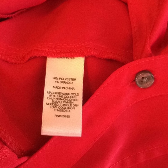 💕EXPRESS💕 CAP SLEEVE BUTTON DOWN FITTED FLARE BLOUSE NWOT❣️ - Picture 5 of 7